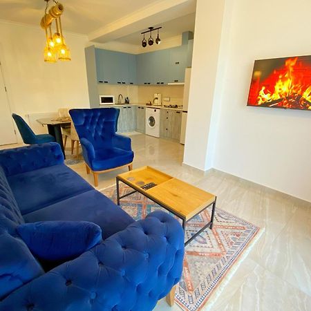 City Heart Luxury Apartment 쿠타이시 외부 사진
