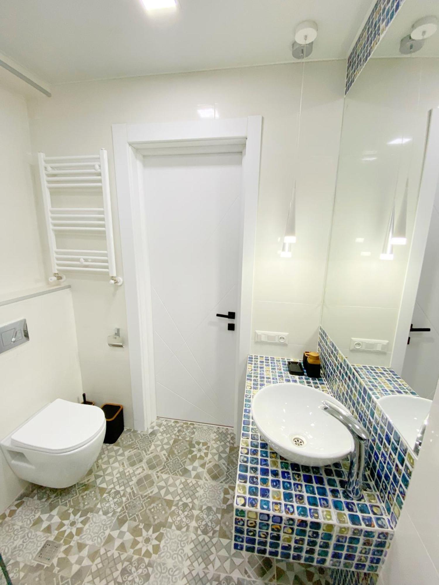 City Heart Luxury Apartment 쿠타이시 외부 사진