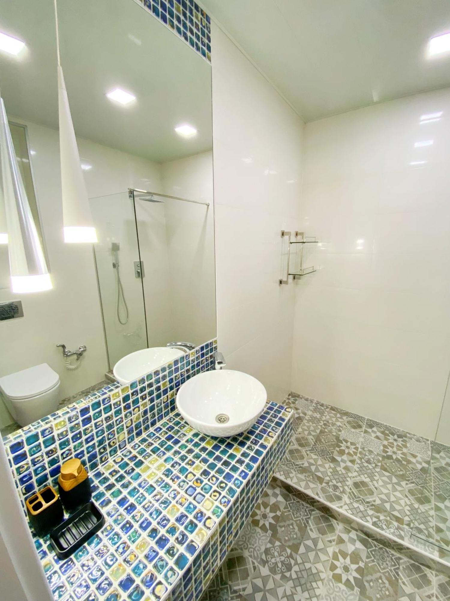 City Heart Luxury Apartment 쿠타이시 외부 사진