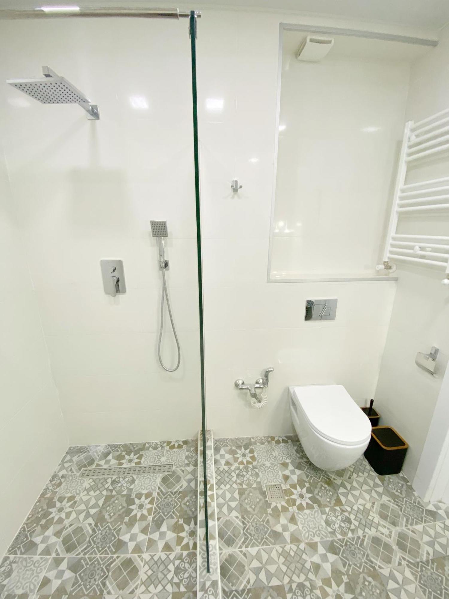 City Heart Luxury Apartment 쿠타이시 외부 사진